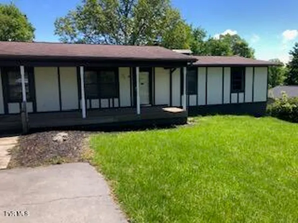 301 Apple Dr SE, Wise, VA 24293