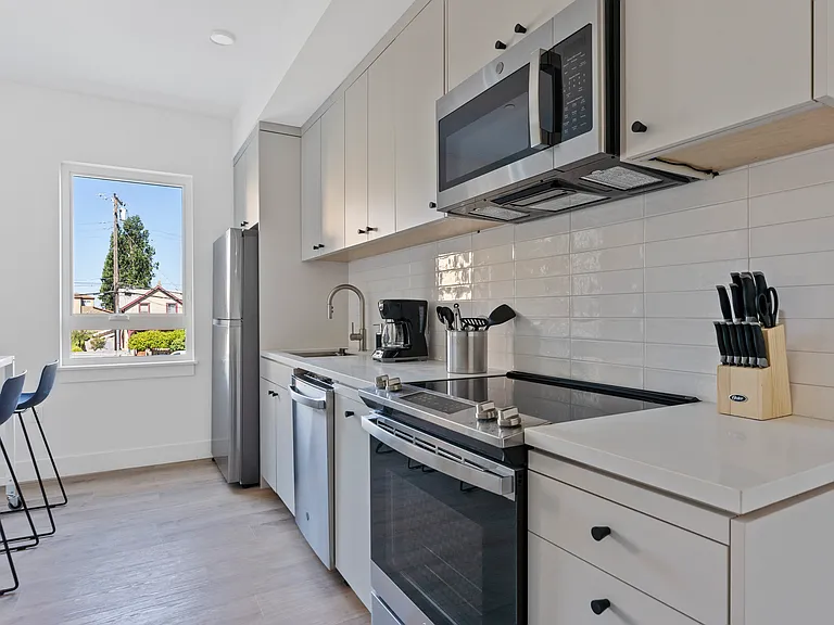 Bosco 1717 University Ave — Photo 28