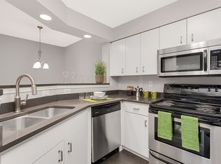 15300 Ne 112th St #C102, Bothell, WA 98011