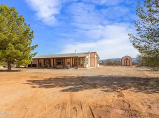 9253 E Nevada Dr, Hereford, AZ 85615