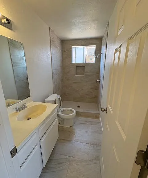 43702 Rembrandt St — Photo 14