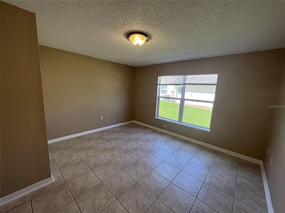 4th image of 58 Brookside Ln