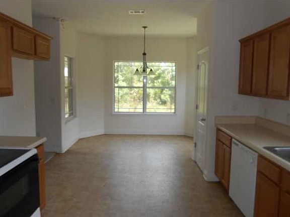 3rd image of 3472 Willow Ln