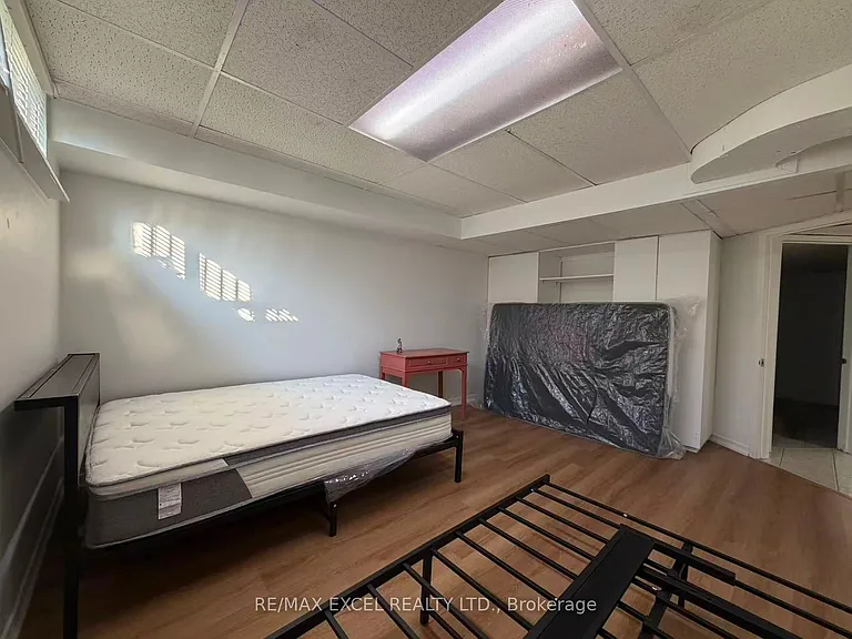 83 Marilake Dr #BASEMENT — Photo 10