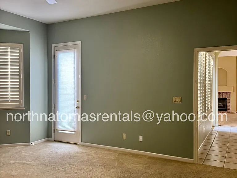 3949 Moraga Dr — Photo 31