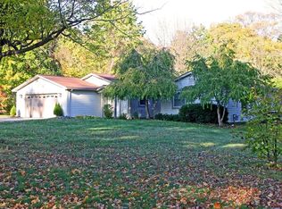 9947 Woodworth Rd, North Lima, OH 44452