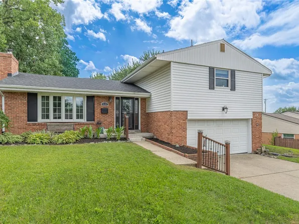 6145 Carnation Rd, Dayton, OH 45449