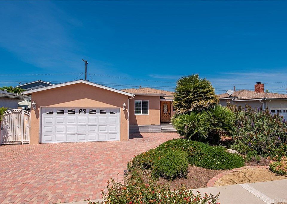 1st image of 22737 Marjorie Ave