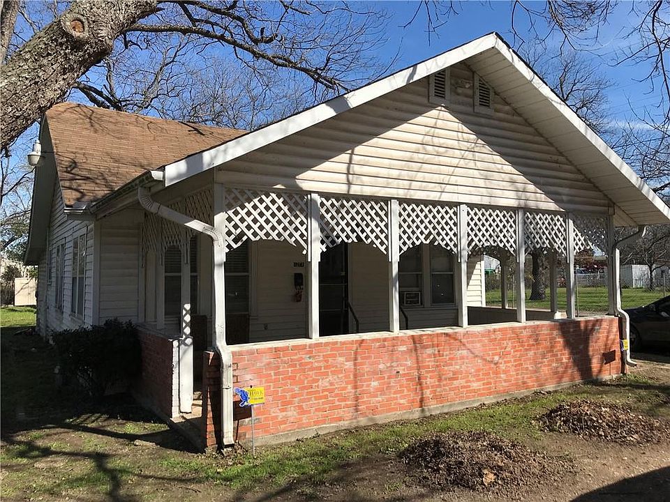 1st image of 1201 Campbelton St
