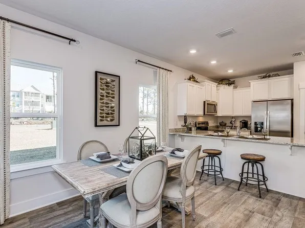 6356 Grove Park Dr, Pensacola, FL 32504