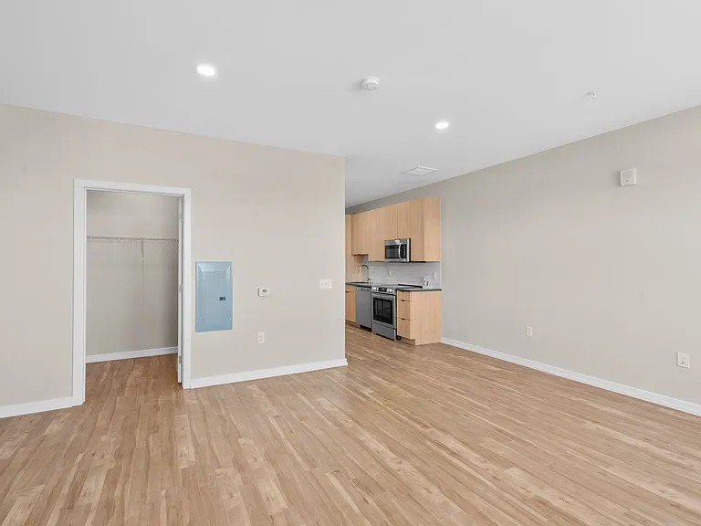 The Keystone Apartments — Photo 62
