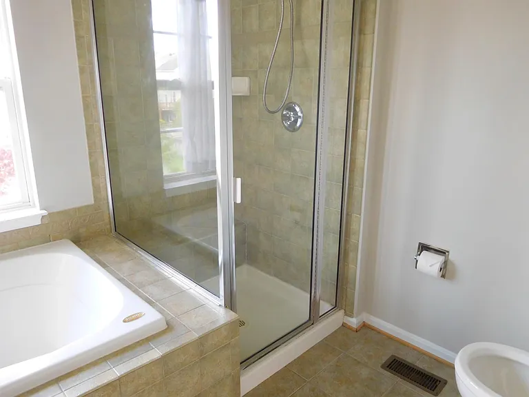 1941 Fieldstone Way — Photo 22