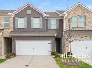 436 Trickum Pond Ln, Lawrenceville, GA 30044