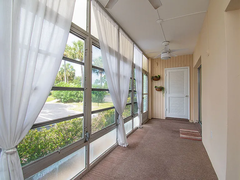 28 Vista Gardens Trl #102 — Photo 30