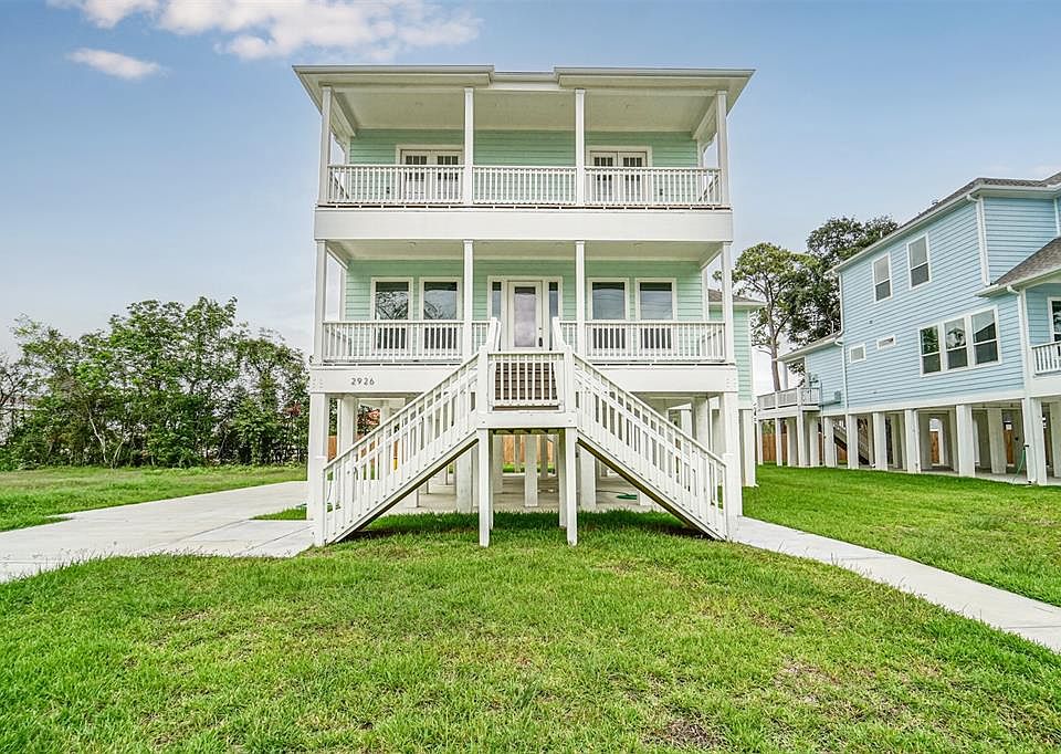 1st image of 2926 Seargent Street