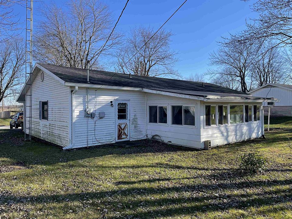 1st image of 217 Woodland Dr