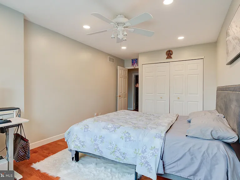 92 Kirkwood Dr — Photo 11