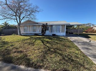 750 Hampton Dr NE, Palm Bay, FL 32905