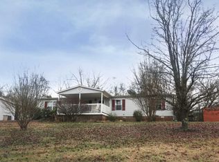 971 Cloyds Church Rd, Greenback, TN 37742