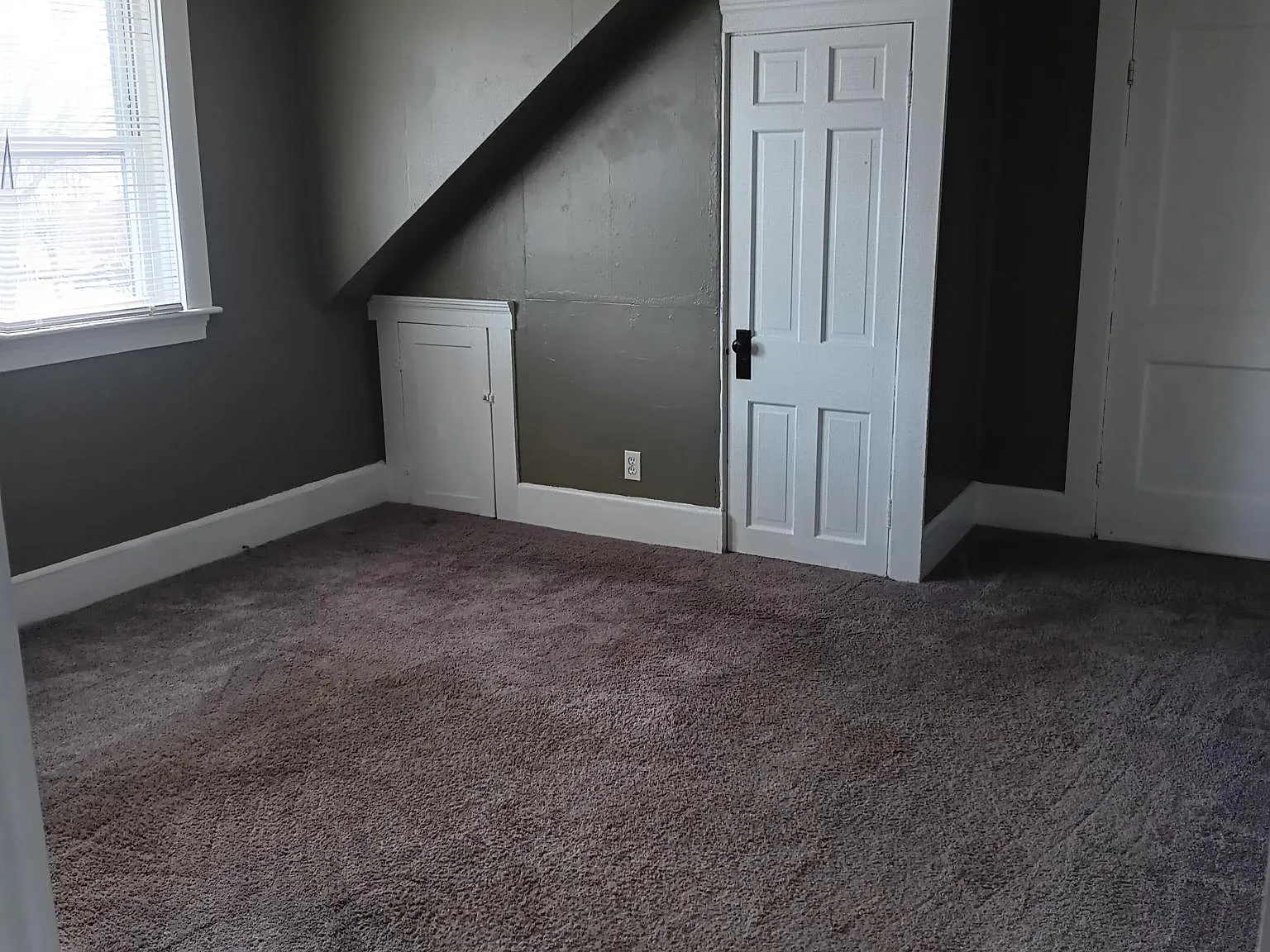 37 Sumner Ave — Photo 4
