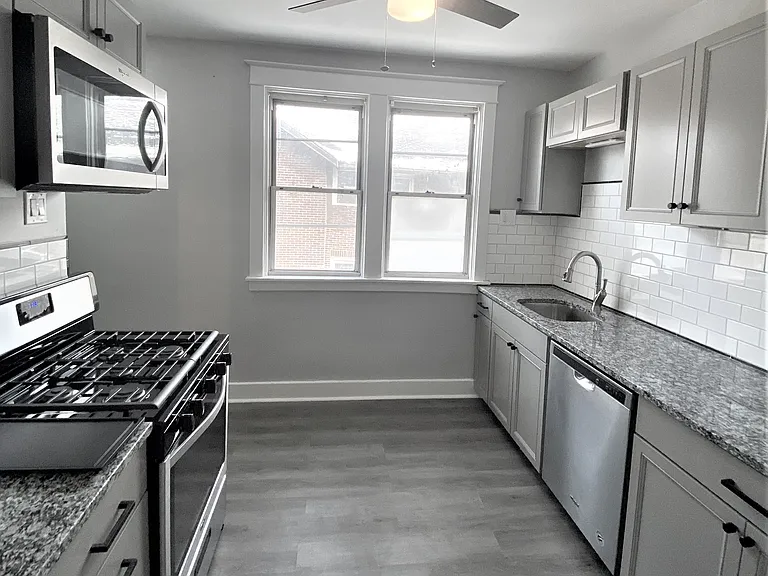 5720 Beacon St #5720 — Photo 16