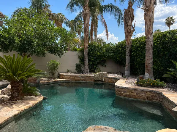 30757 Bloomsbury Ln, Cathedral City, CA 92234