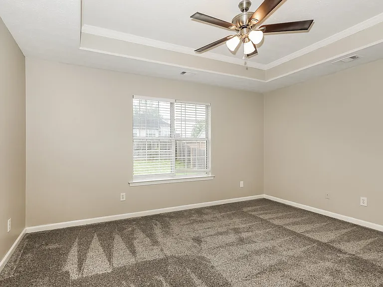 5280 Yellow Pine Dr — Photo 8