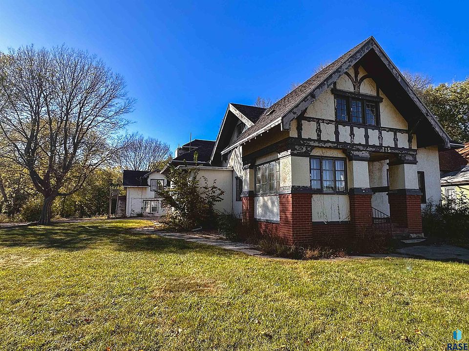 715 N Egan Ave, Madison, SD 57042 MLS 22306805 Zillow