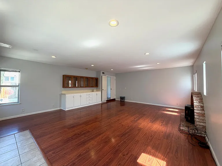 1565 Sonoma Dr — Photo 10
