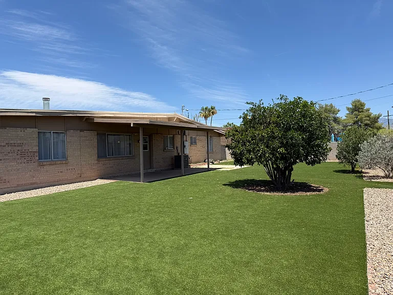 8812 E Shiloh Pl — Photo 40