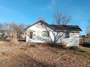 1101 Walnut Ave, Goodland, KS 67735
