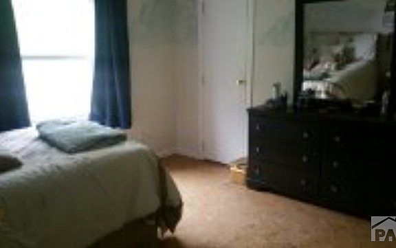 2nd image of 615 Plum Ave