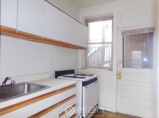 1330 W Estes Ave APT 2S, Chicago, IL 60626