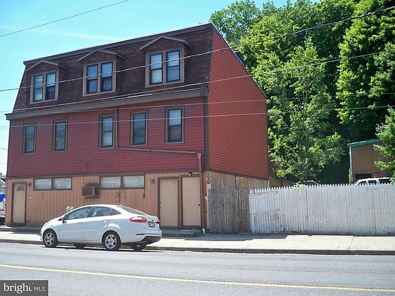 2nd image of 11-13 Sunbury St