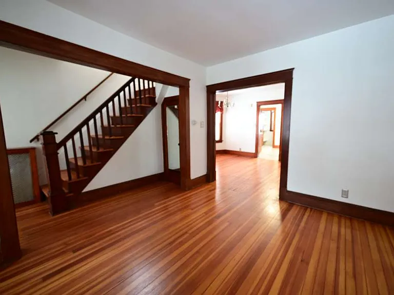 11 Brayton St — Photo 5