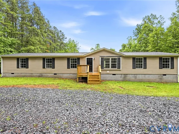480 Coles Creek Ln, New Canton, VA 23123