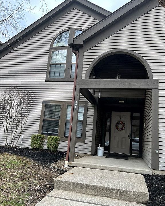 1st image of 3861 Northwoods Ct NE Unit 3