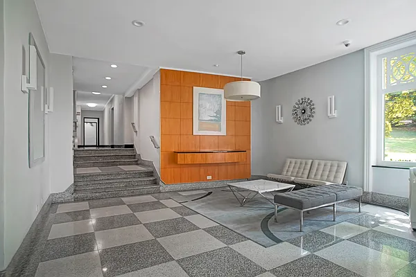 Sold by Compass | media 36