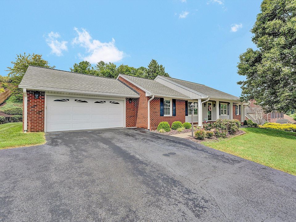 1st image of 5109 Labradore Dr