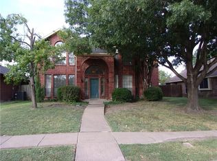 2112 Homestead Dr, Mesquite, TX 75181