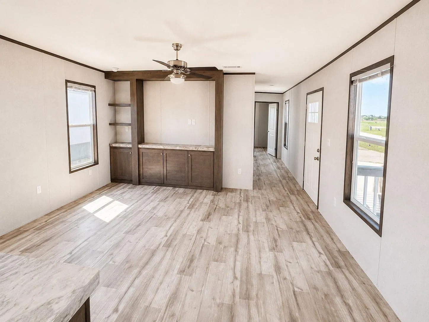 3 bed, 2.0 bath, 1191 sqft, $1,750 — Photo 3
