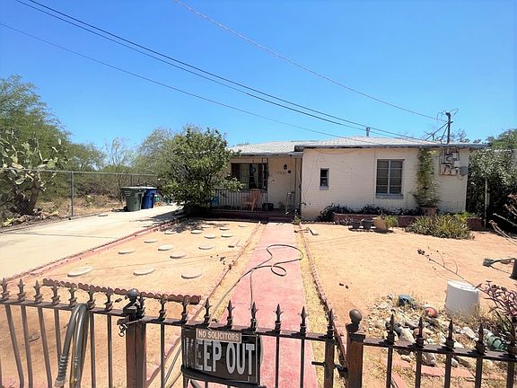 2nd image of 232 E Blacklidge Dr