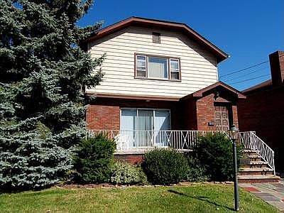 2nd image of 61 Lawton Ave