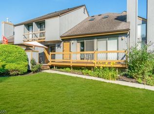 75 Sycamore Ct, Basking Ridge, NJ 07920