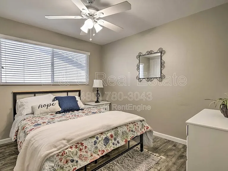 609 S Priest Dr — Photo 17