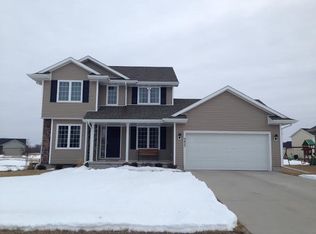 9450 Wilson St, West Des Moines, IA 50266