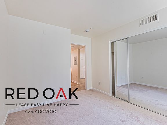 3rd image of 326 S Westlake Ave APT 206