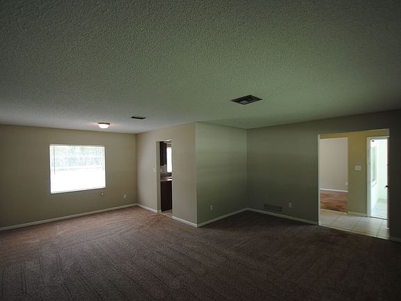 5th image of 5423 N Woodcrest Dr