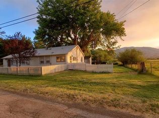 24405 Edgewood Rd, Weed, CA 96094