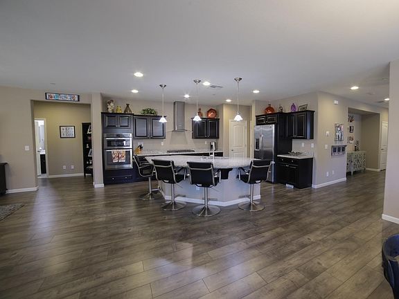 5th image of 912 Landsdale Ct